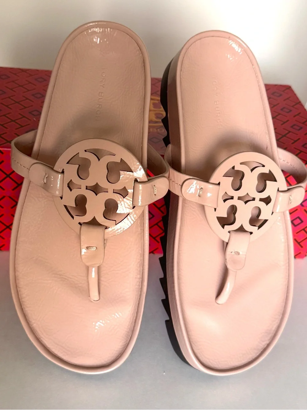 NWOT Tory Burch Miller Cloud Lug Sole Blush Pink Patent Leather Sandals size 7.5